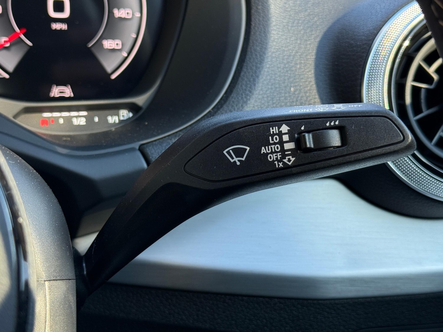 Used Audi Q2 2025 for sale - 76886260: Photo 15