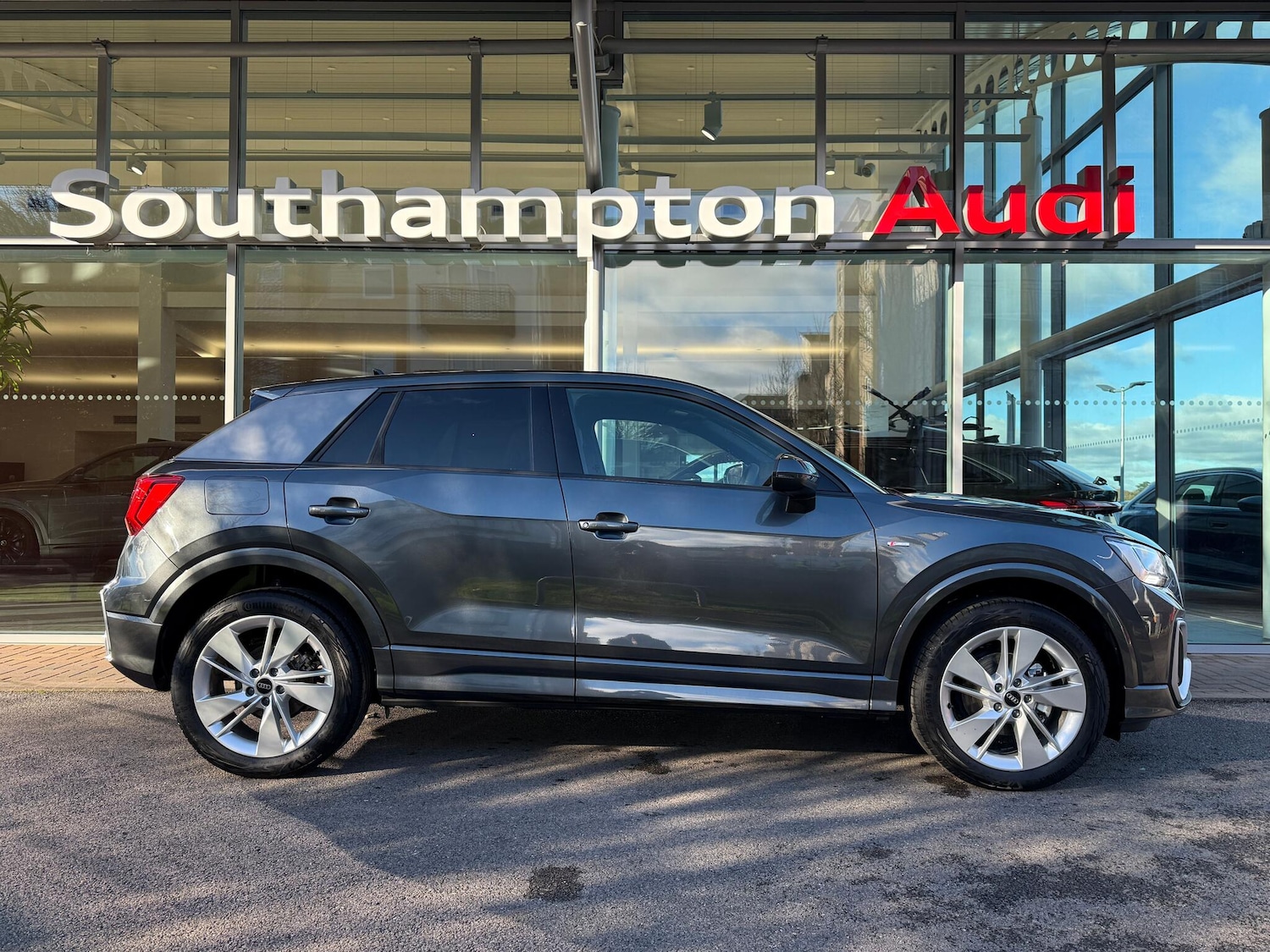 Used Audi Q2 2025 for sale - 76886260: Photo 2