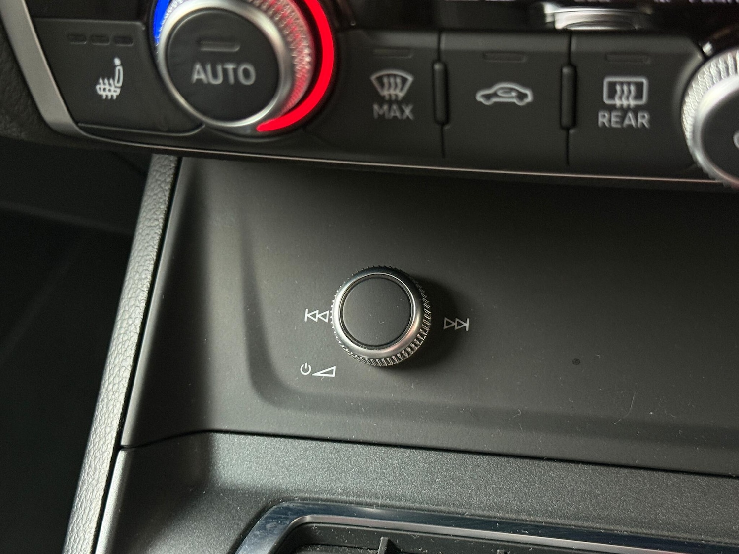 Used Audi Q3 2022 for sale - 76886559: Photo 18