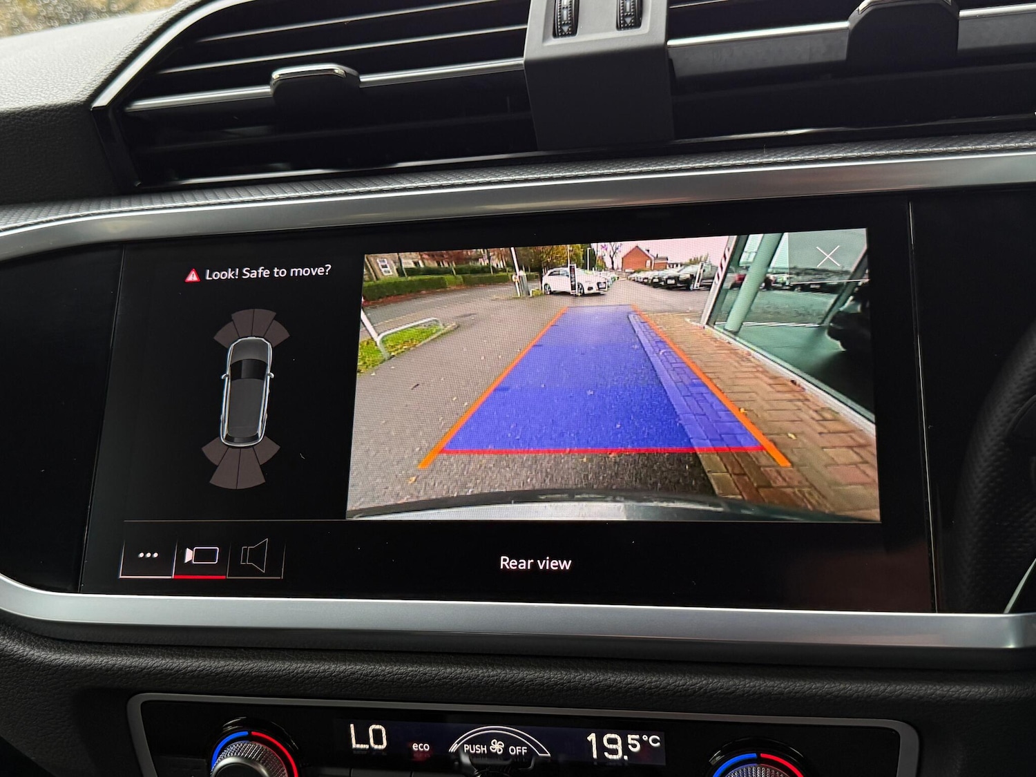 Used Audi Q3 2022 for sale - 76886559: Photo 4