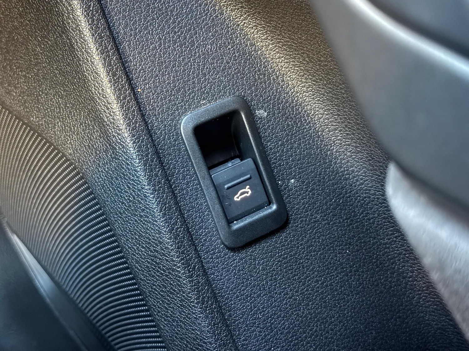 Used Audi RS Q3 2020 for sale - 77376802: Photo 32