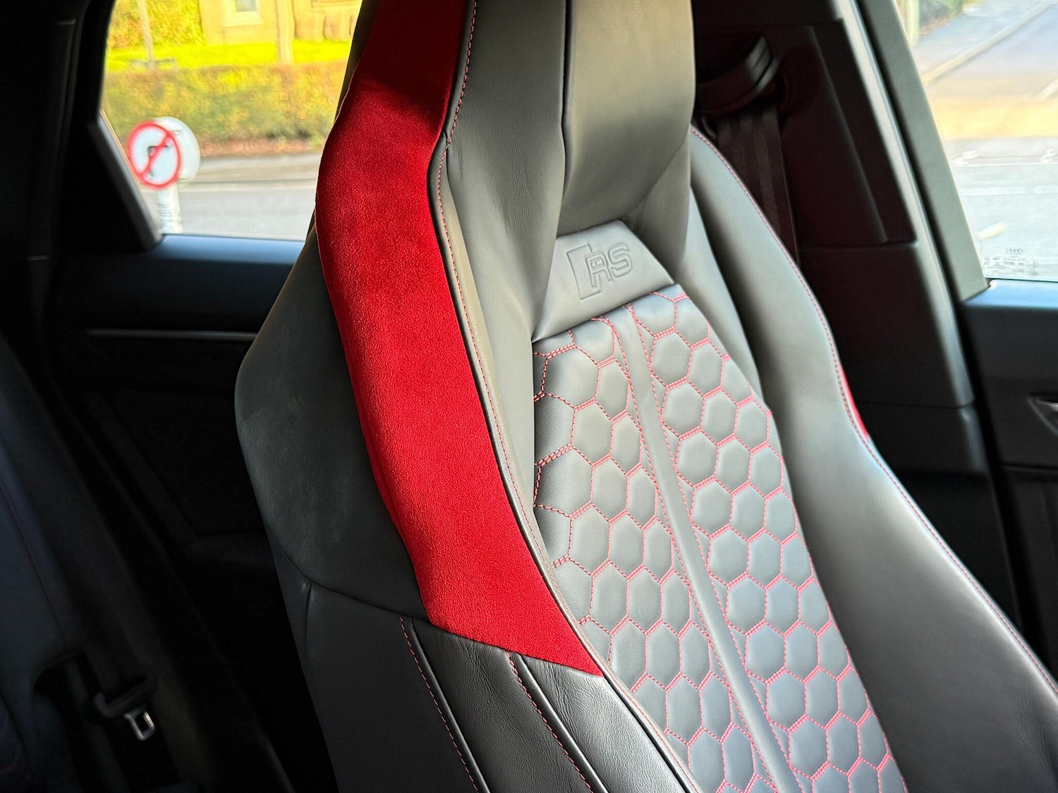 Used Audi RS Q3 2020 for sale - 77376802: Photo 41