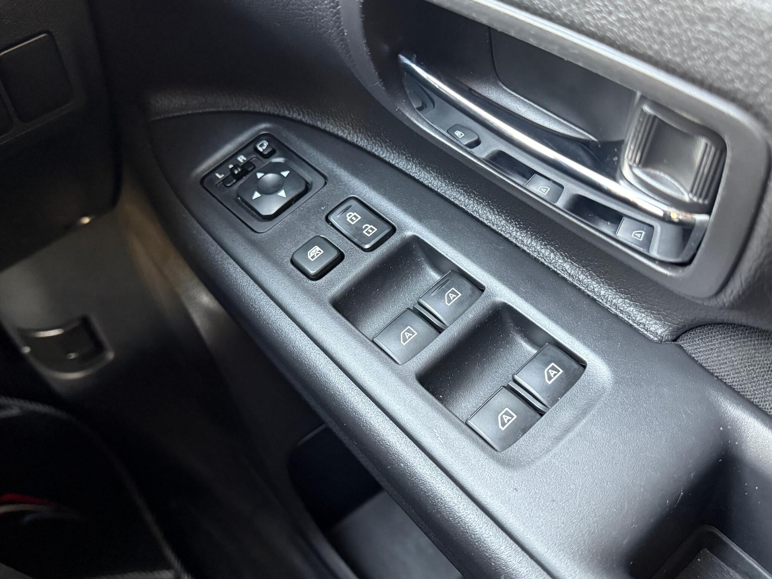 Used Mitsubishi Outlander 2020 for sale - 76561561: Photo 28