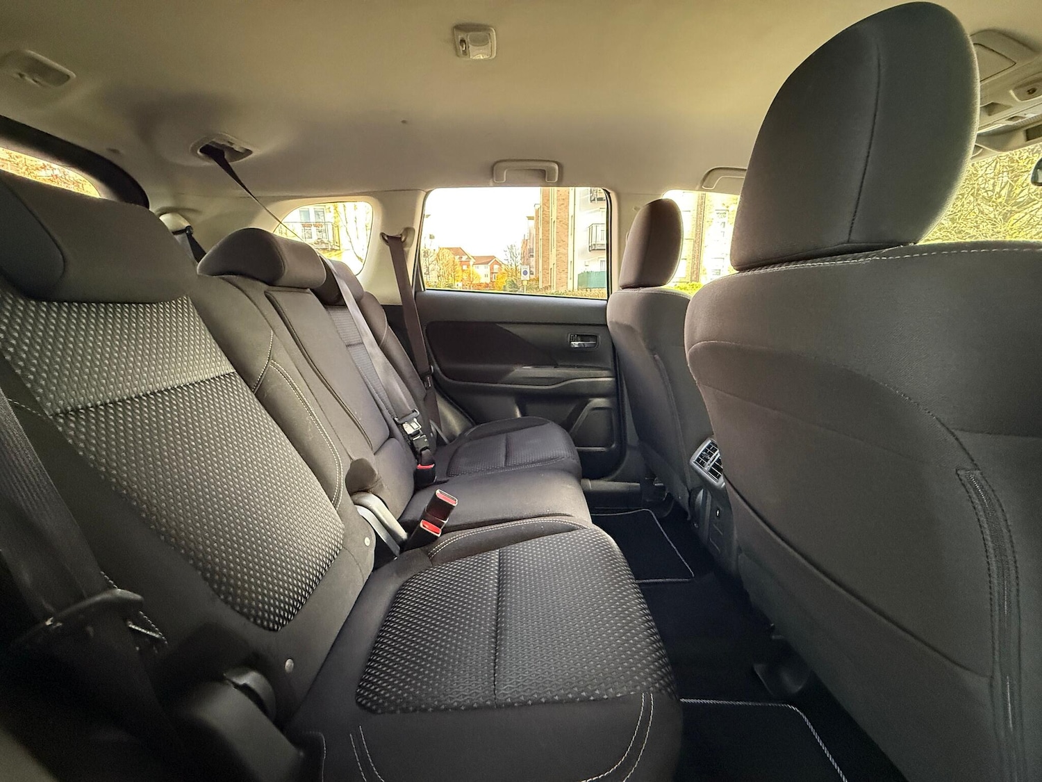 Used Mitsubishi Outlander 2020 for sale - 76561561: Photo 37