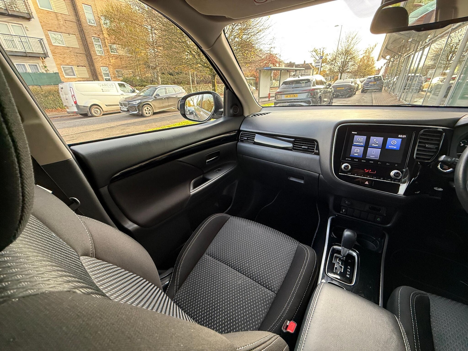 Used Mitsubishi Outlander 2020 for sale - 76561561: Photo 42