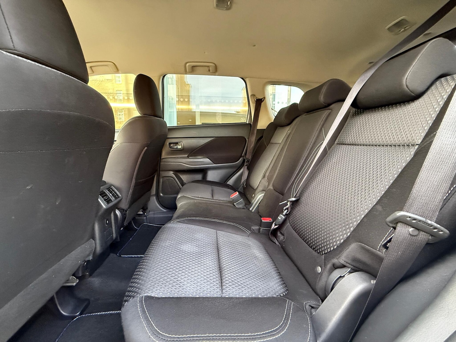 Used Mitsubishi Outlander 2020 for sale - 76561561: Photo 54