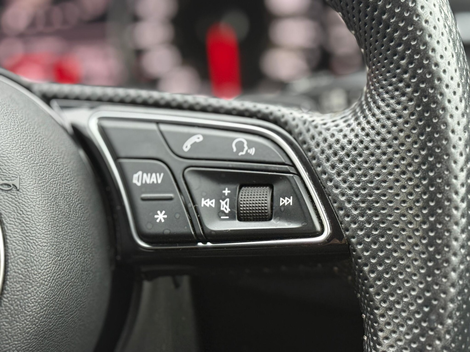 Used Audi A4 2019 for sale - 77015810: Photo 17