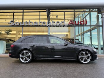 Used Audi A4 2019 for sale - 77015810: Photo