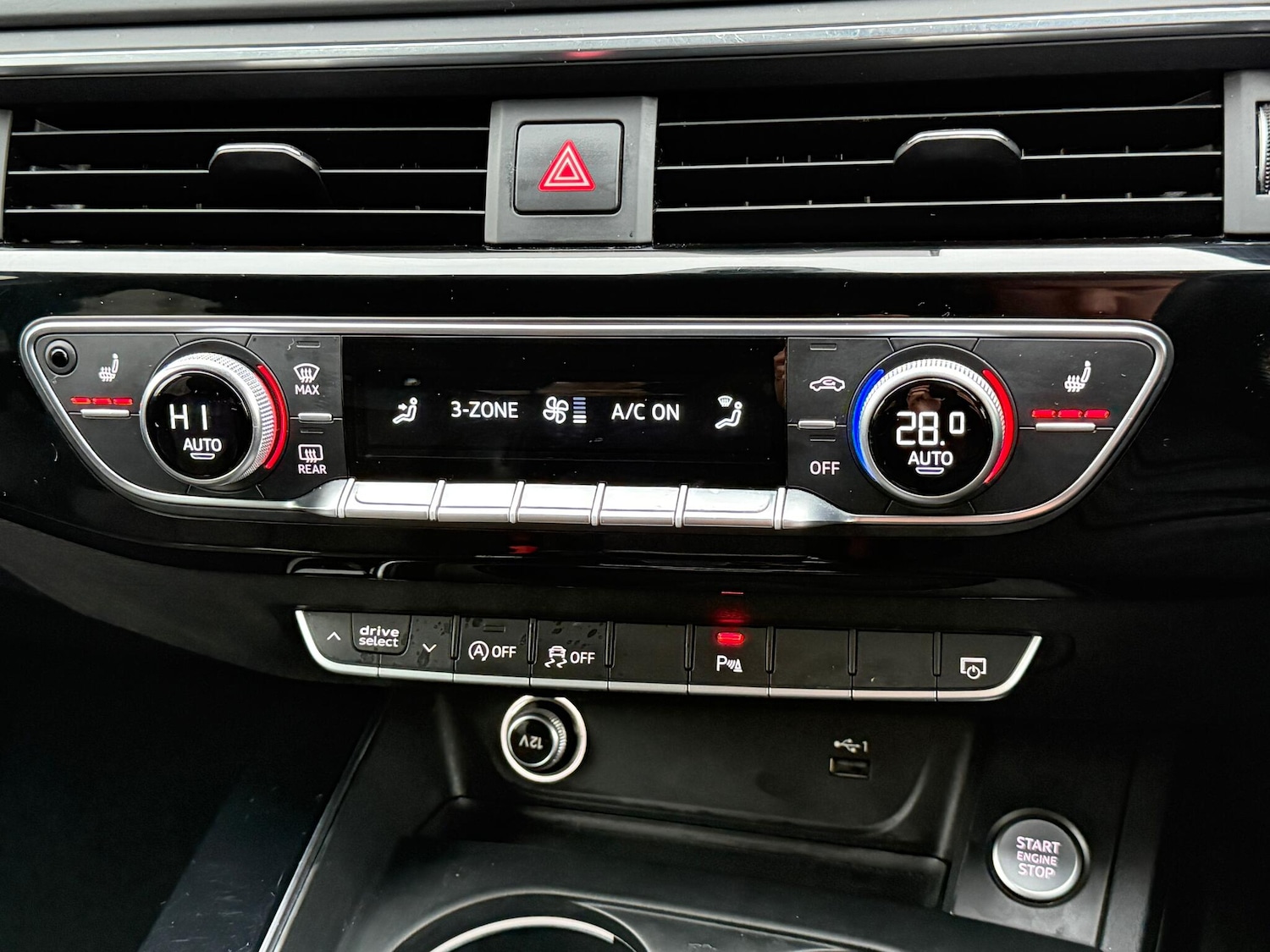 Used Audi A4 2019 for sale - 77015810: Photo 7