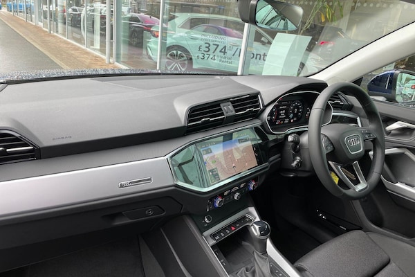 Used Audi Q3 2025 for sale - 76188463: Photo 2