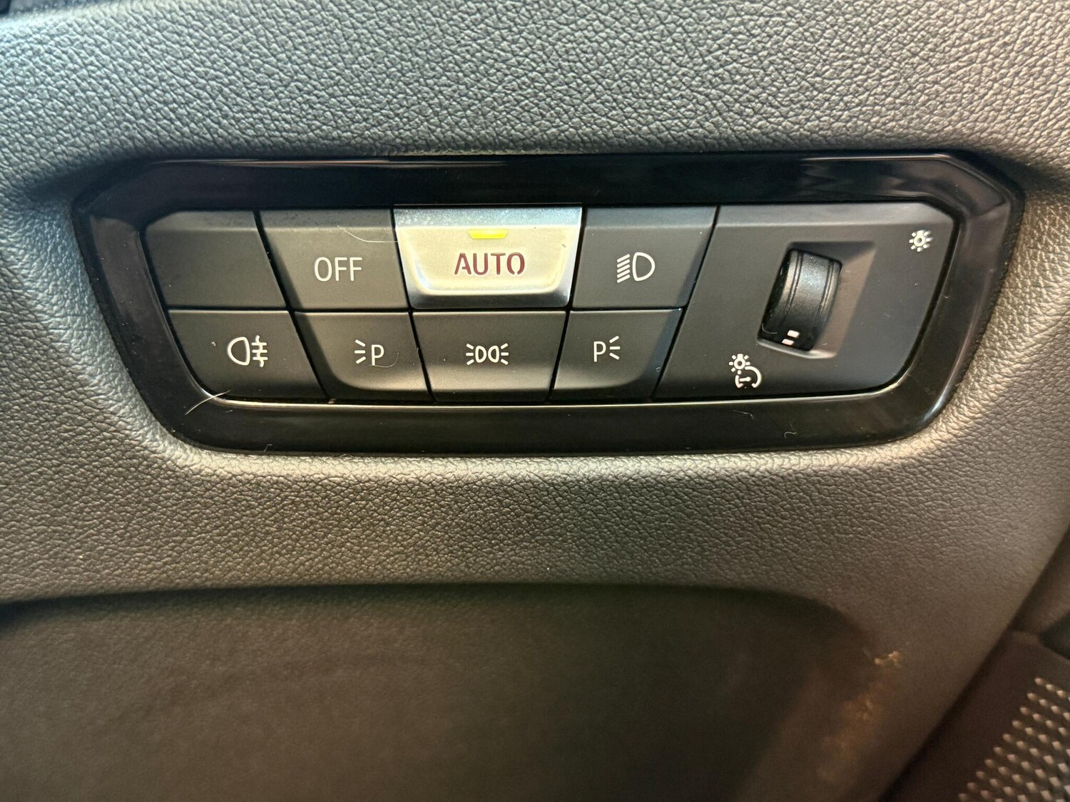 Used BMW 3 Series 2023 for sale - 77439652: Photo 12