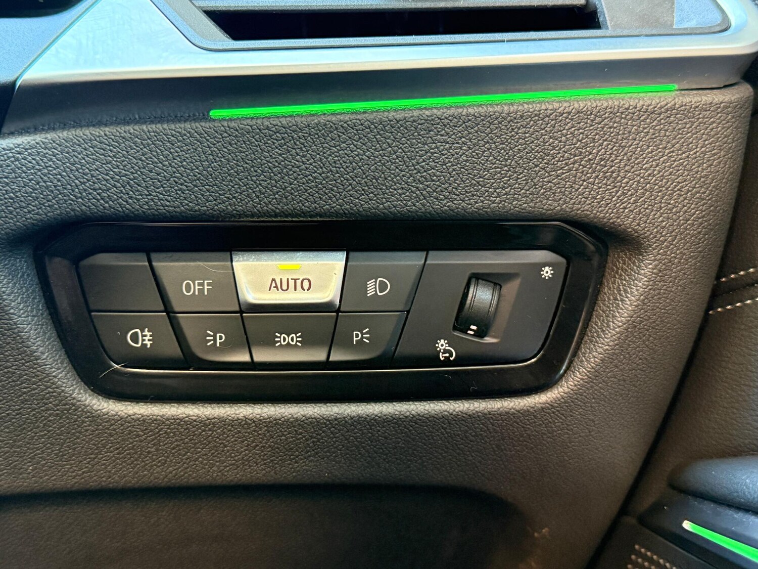 Used BMW 3 Series 2023 for sale - 77439652: Photo 13