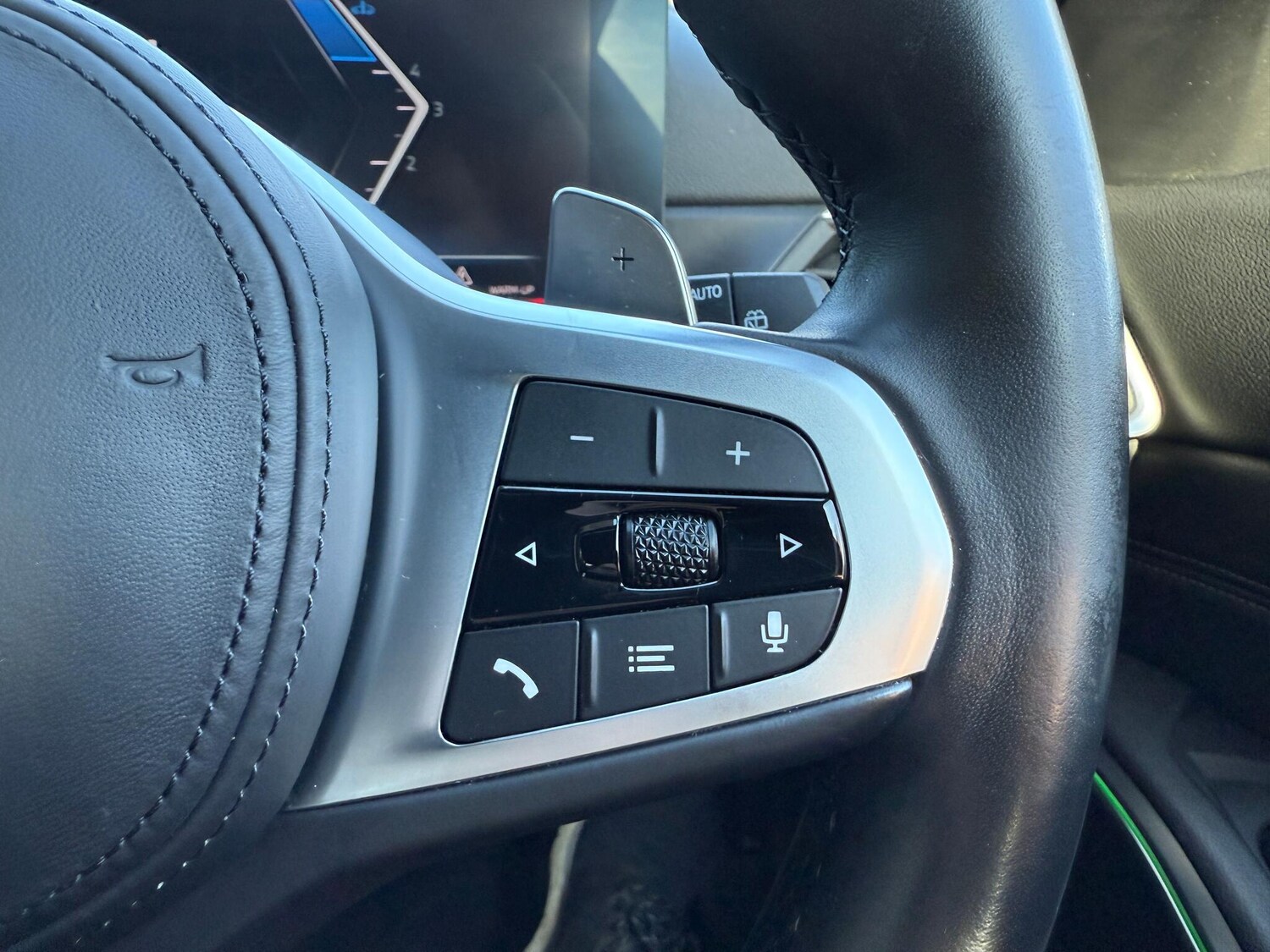 Used BMW 3 Series 2023 for sale - 77439652: Photo 55