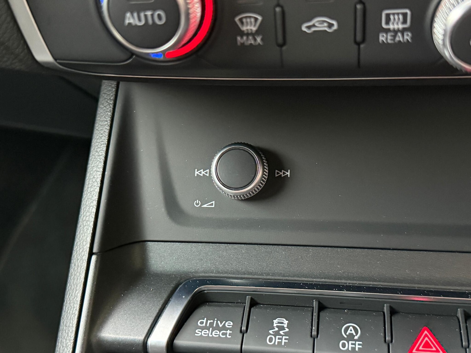 Used Audi Q3 2022 for sale - 76886641: Photo 19