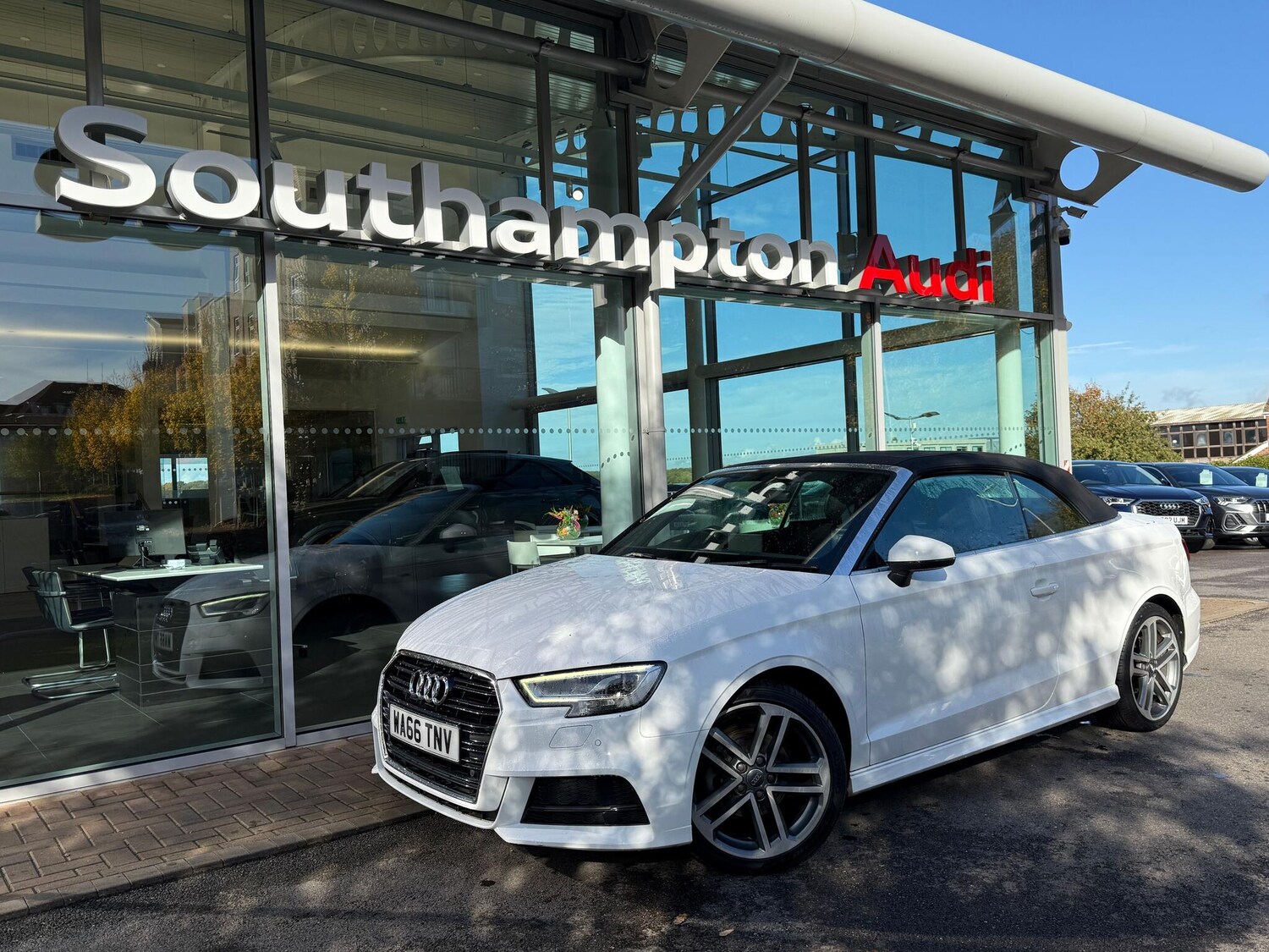 Used Audi A3 Cabriolet 2016 for sale - 76370174: Photo 56