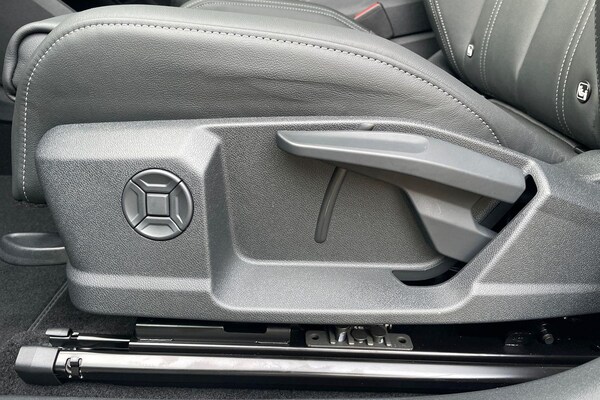 Used Audi Q4 e-tron 2024 for sale - 76020448: Photo 29