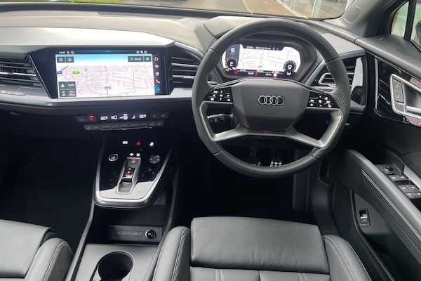 Used Audi Q4 e-tron 2024 for sale - 76020448: Photo 5
