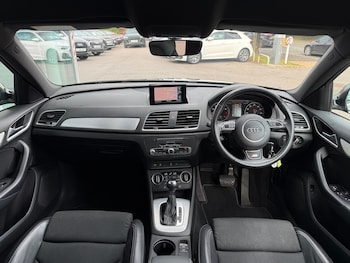 Used Audi Q3 2018 for sale - 76270072: Photo 3