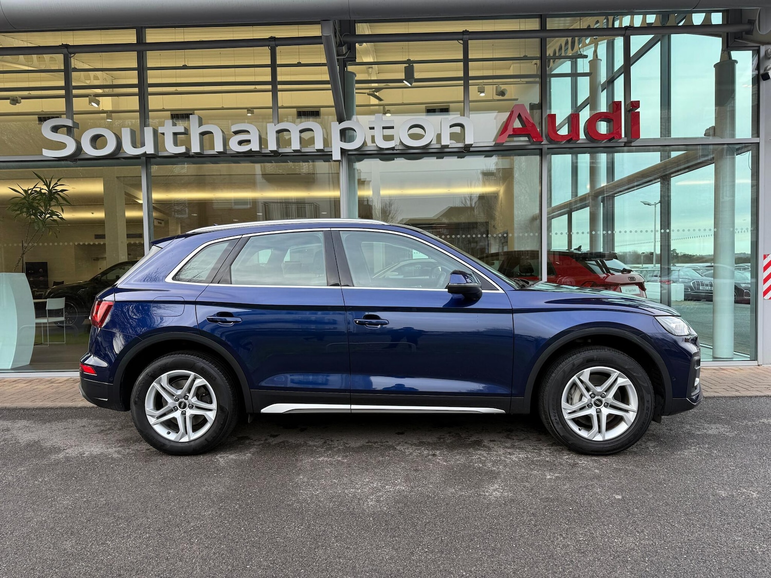 Used Audi Q5 2022 for sale - 77203273: Photo 2