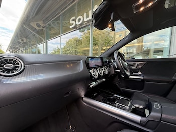 Used Mercedes-Benz GLA 2020 for sale - 75729563: Photo