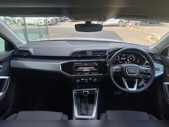 Used Audi Q3 2024 for sale - 75140953: Photo