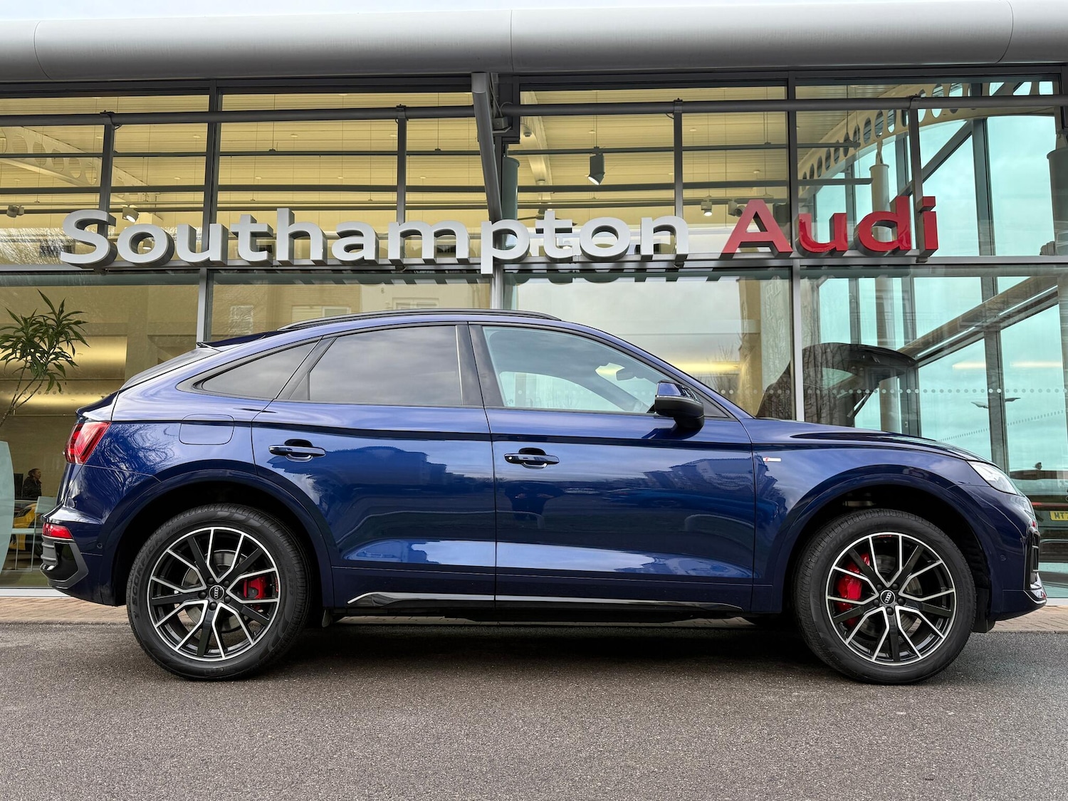 Used Audi Q5 2021 for sale - 77029511: Photo 2