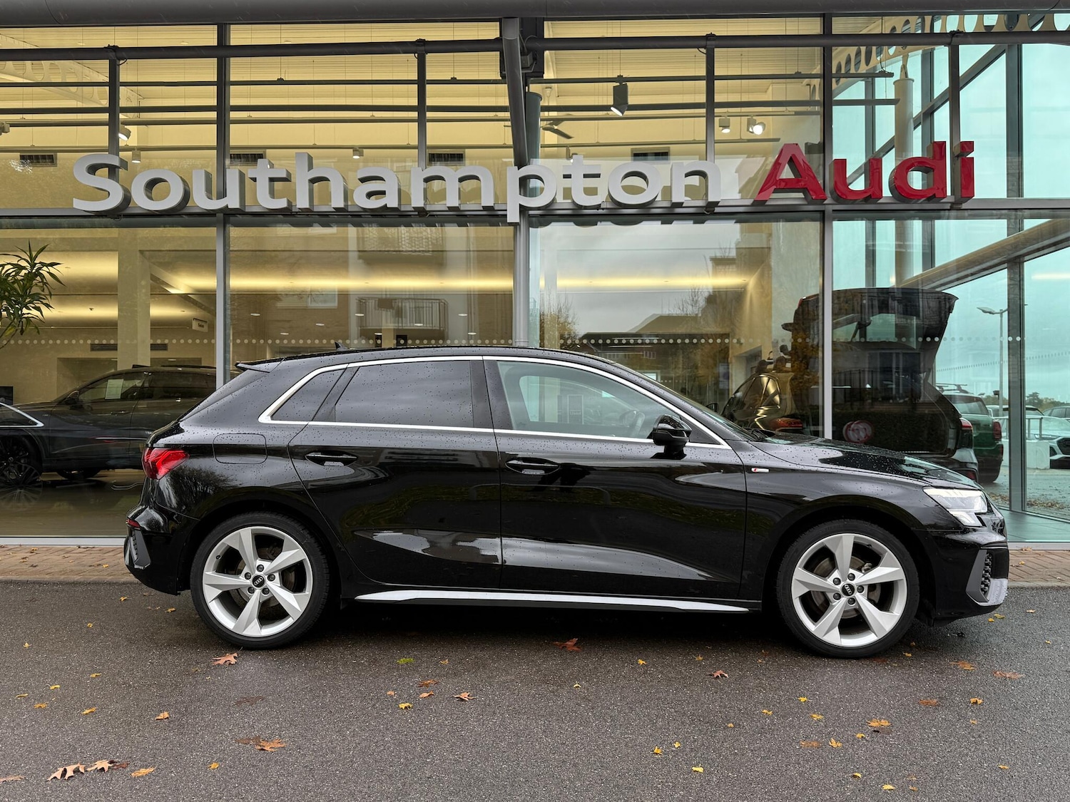 Used Audi A3 2022 for sale - 76456643: Photo 2