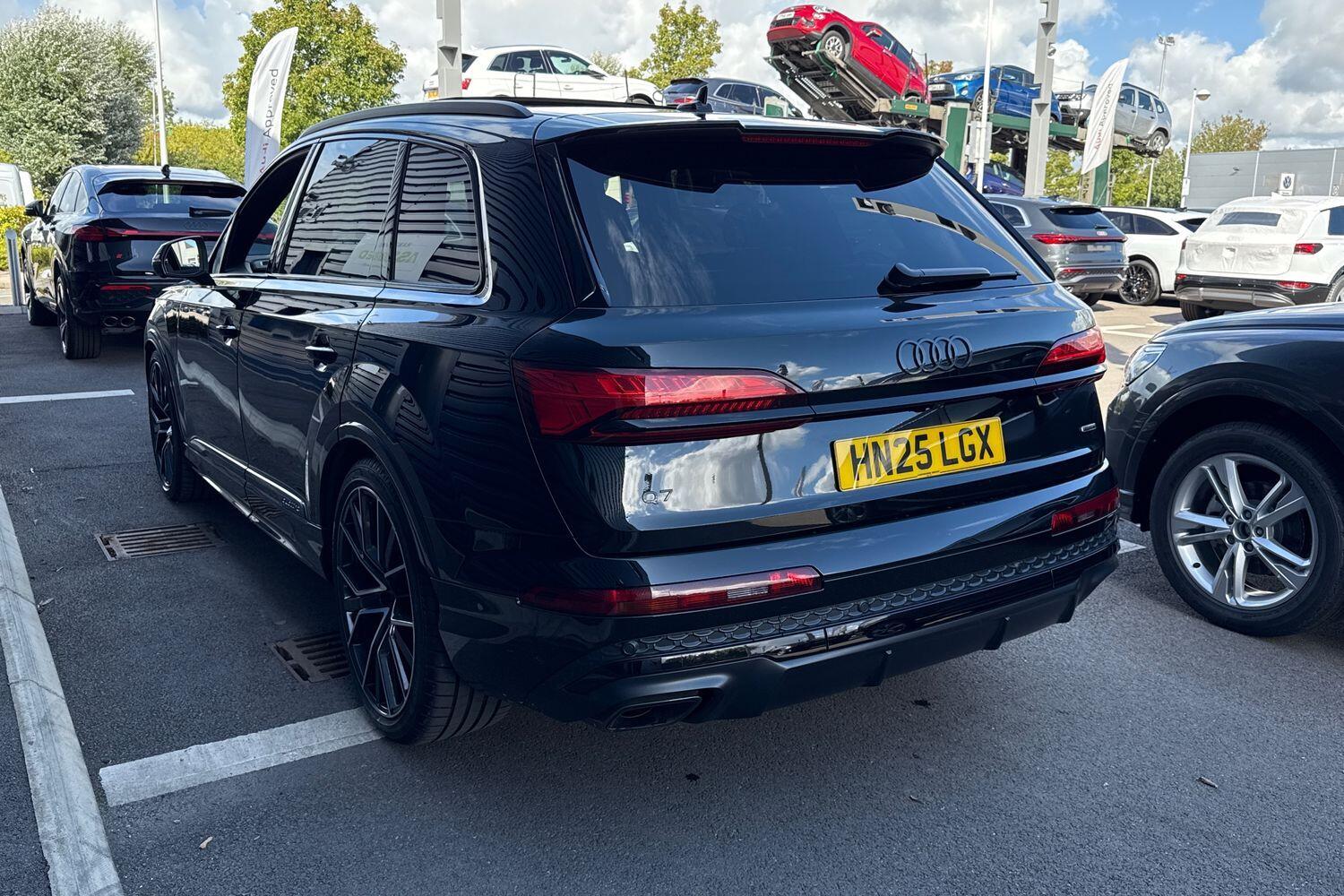 Used Audi Q7 2025 for sale - 76899491: Photo 17