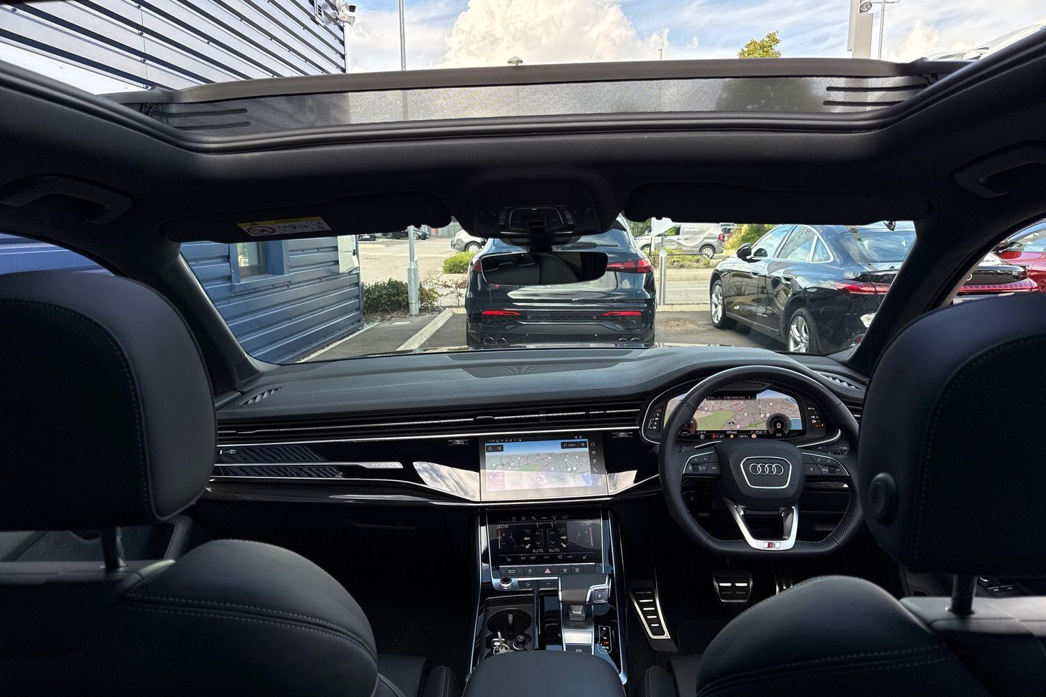 Used Audi Q7 2025 for sale - 76899491: Photo 3