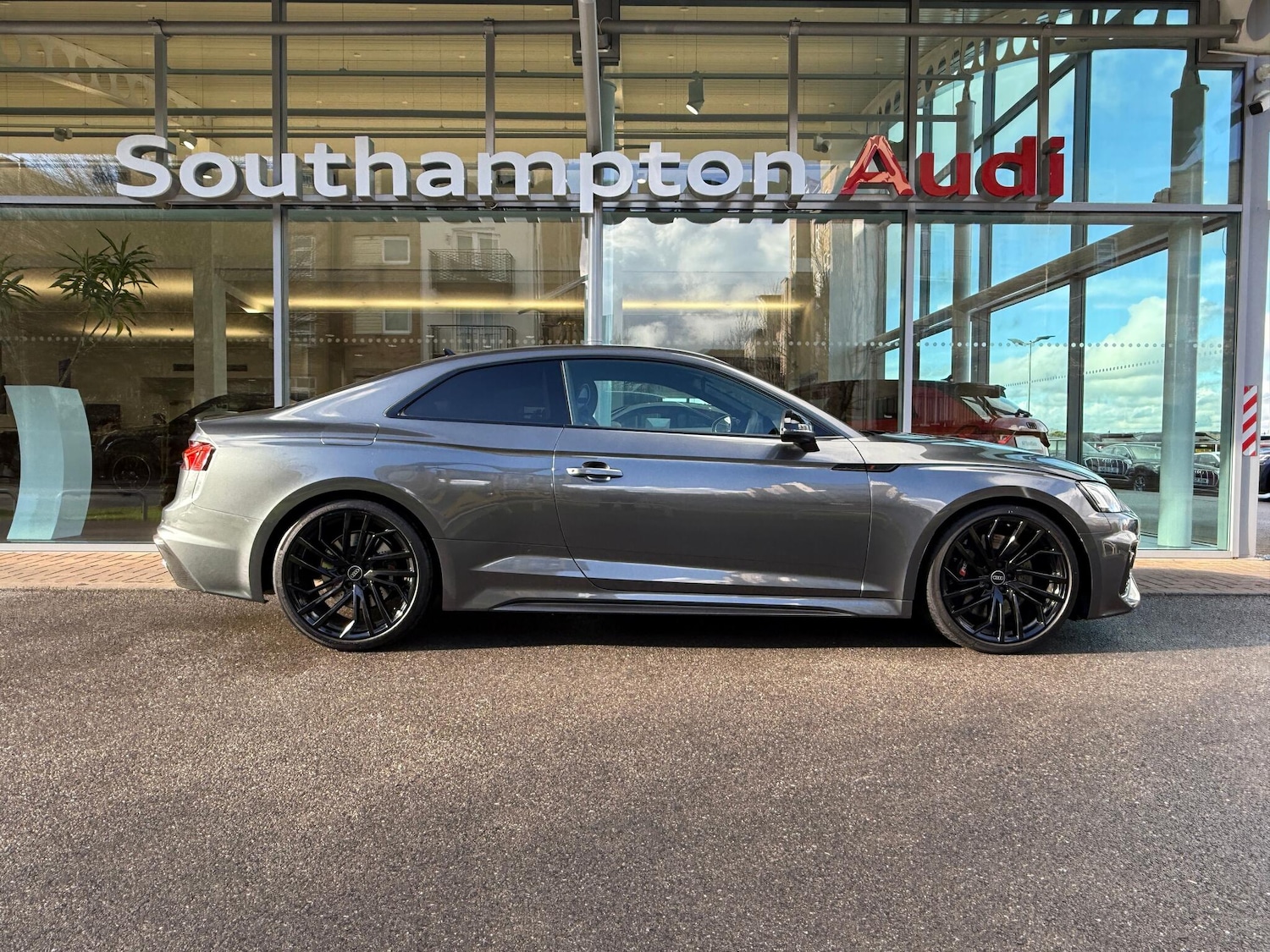 Used Audi RS5 2024 for sale - 77377113: Photo 2