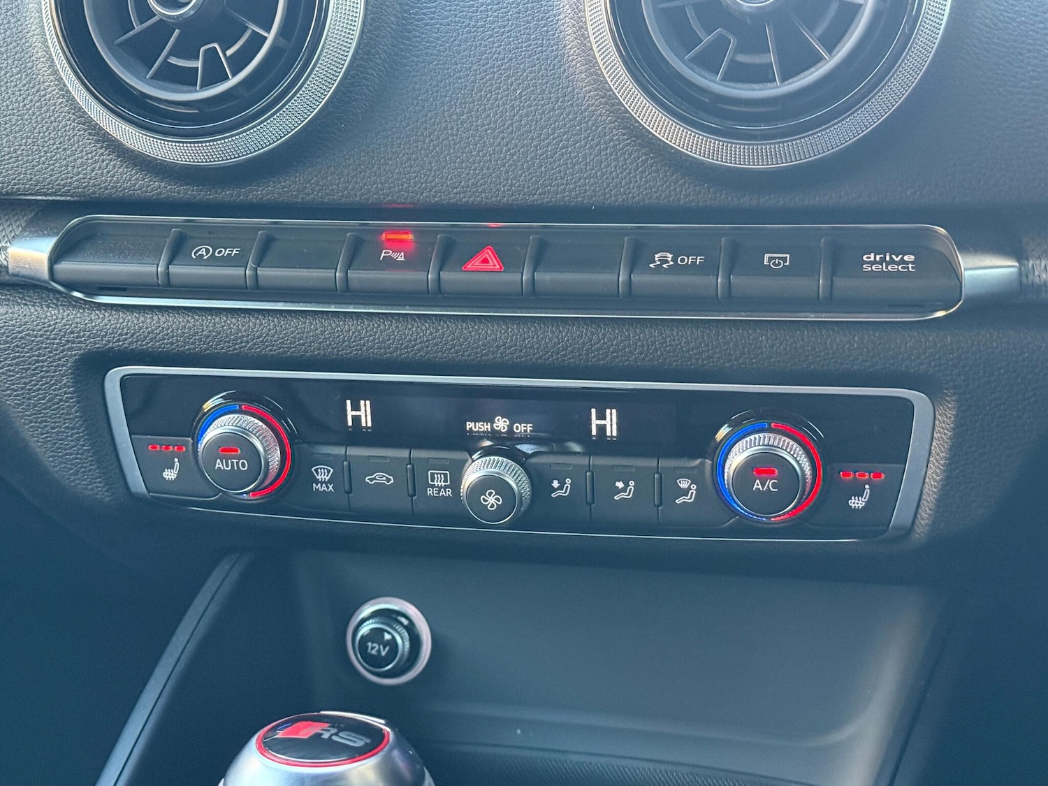 Used Audi RS3 2018 for sale - 77103545: Photo 19