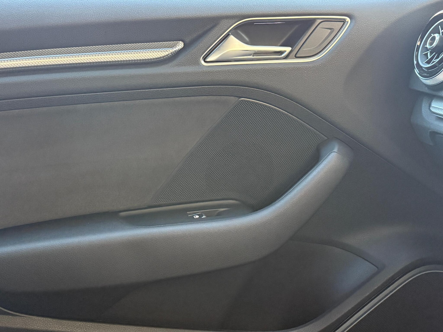 Used Audi RS3 2018 for sale - 77103545: Photo 27