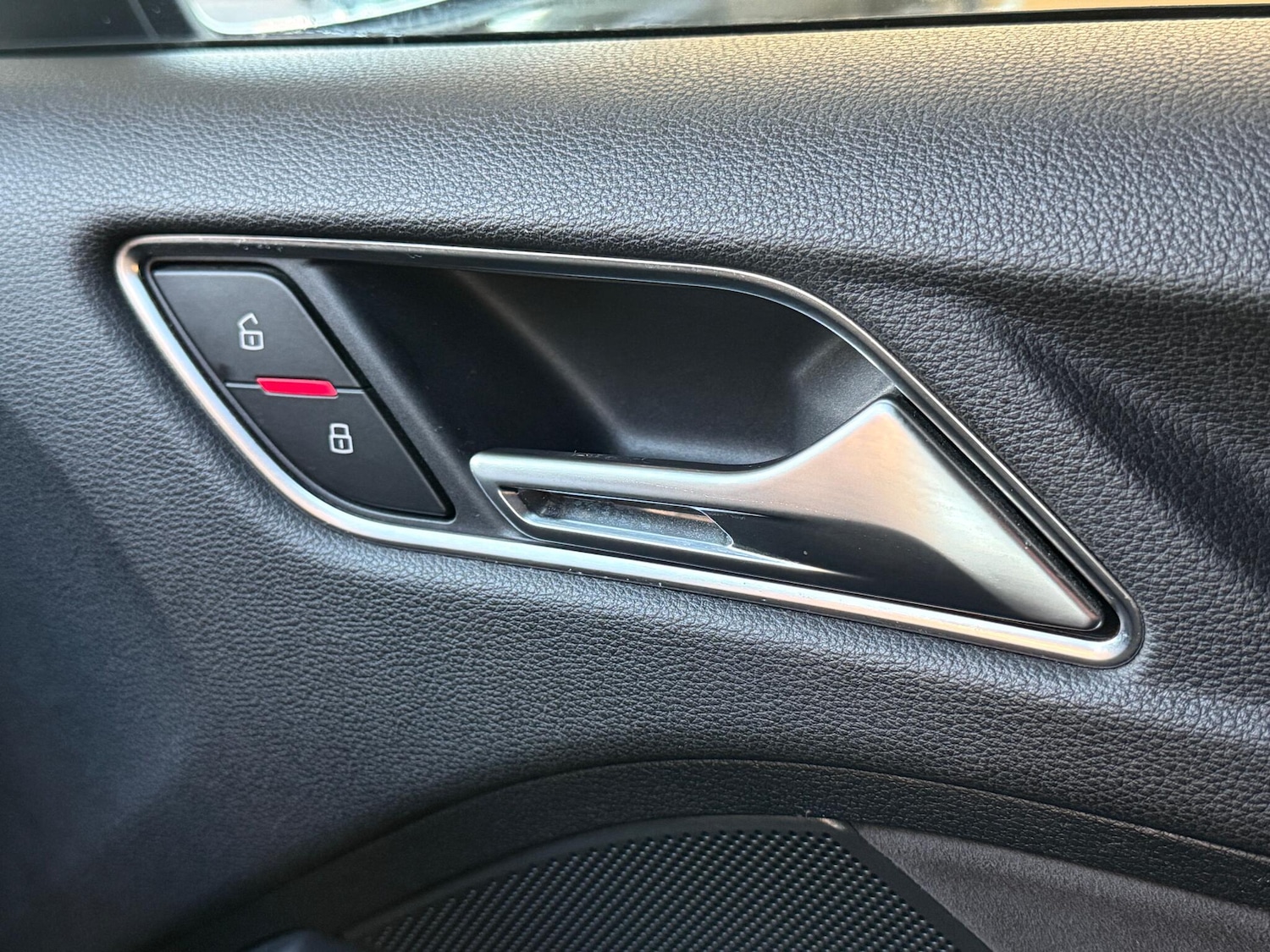 Used Audi RS3 2018 for sale - 77103545: Photo 31