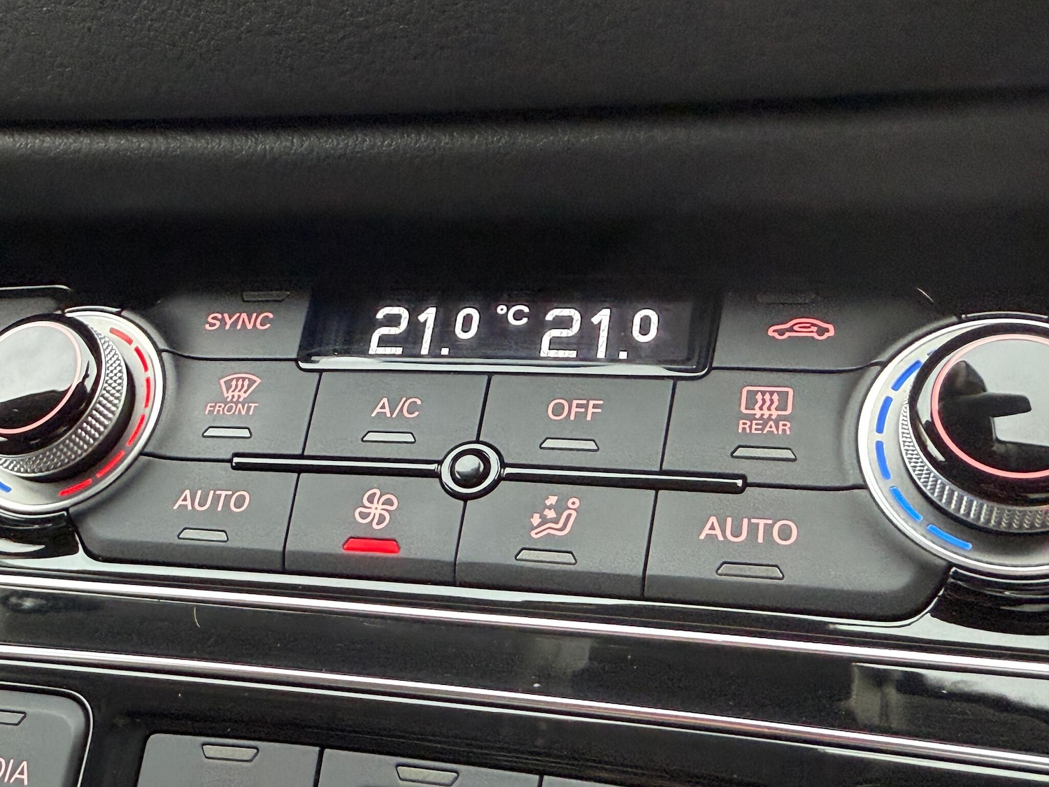 Used Audi A8 2014 for sale - 76499517: Photo 14