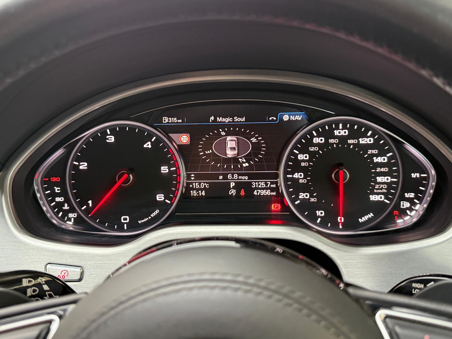 Used Audi A8 2014 for sale - 76499517: Photo 27