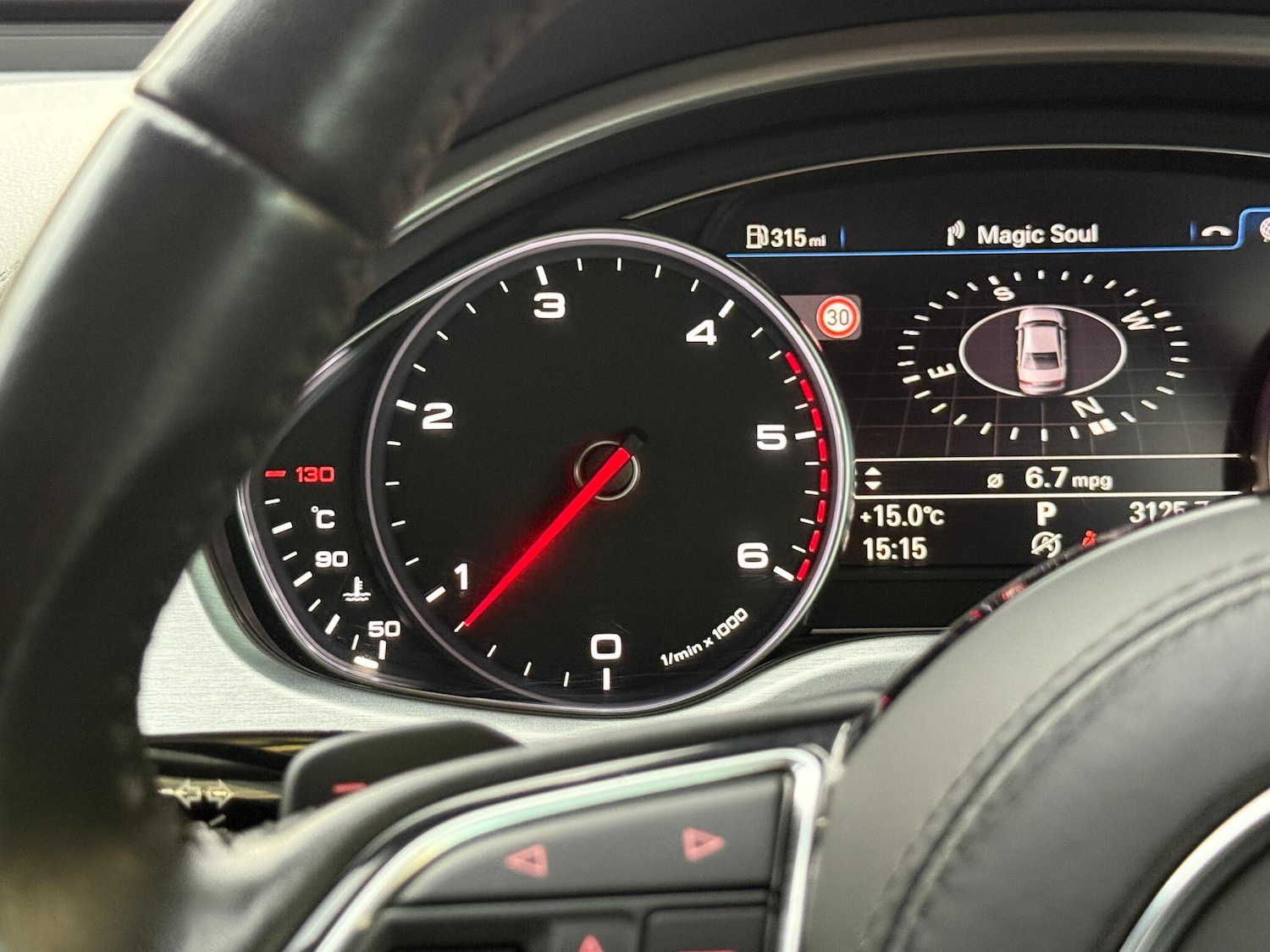 Used Audi A8 2014 for sale - 76499517: Photo 28