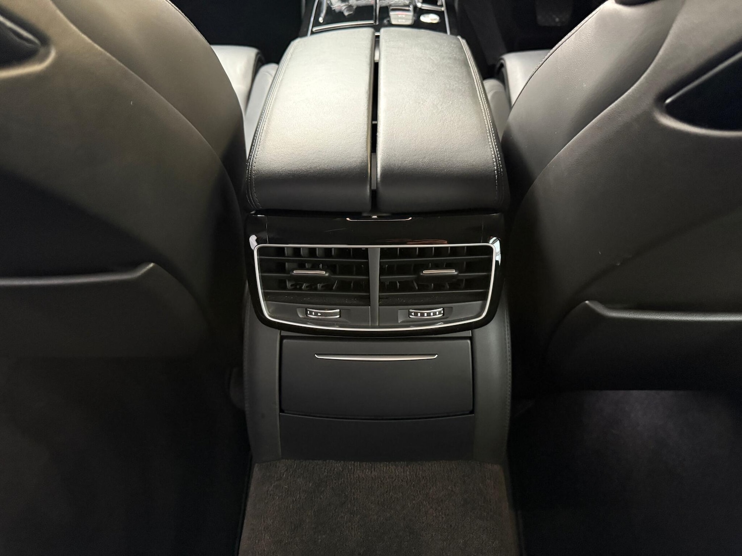 Used Audi A8 2014 for sale - 76499517: Photo 41