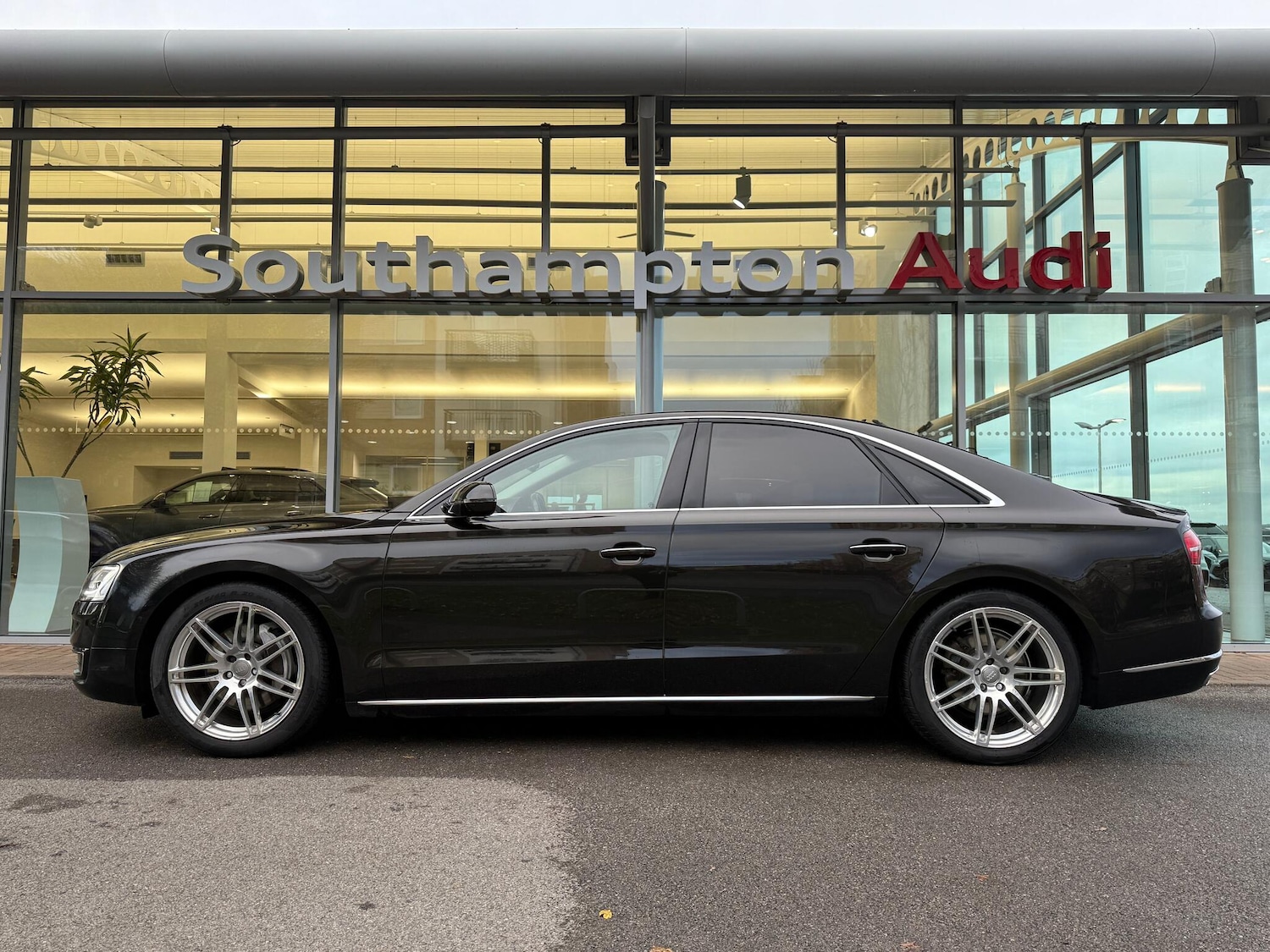 Used Audi A8 2014 for sale - 76499517: Photo 56