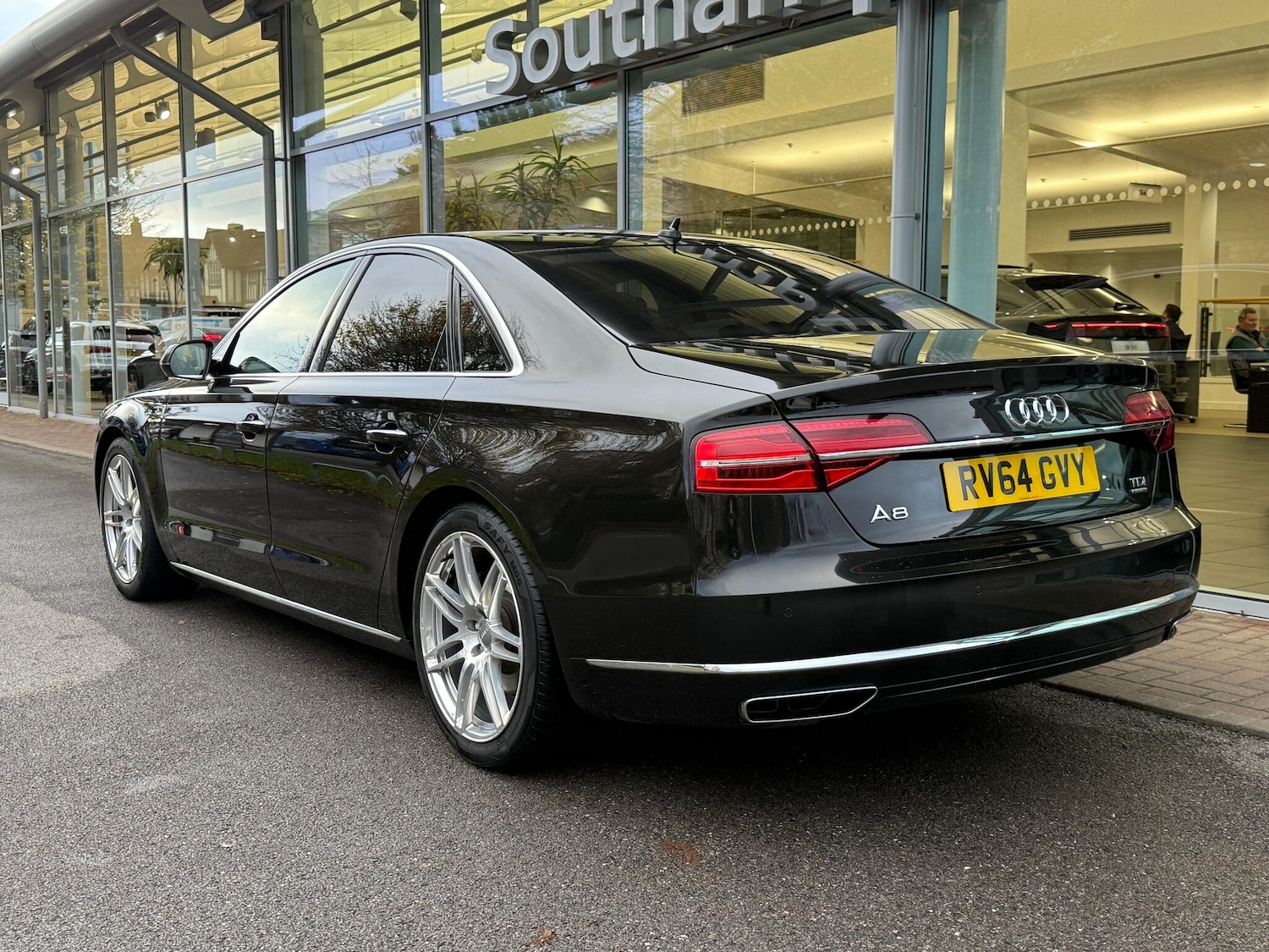 Used Audi A8 2014 for sale - 76499517: Photo 7