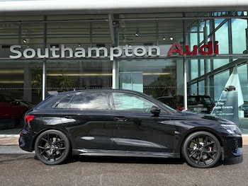 Used Audi RS3 2024 for sale - 76246860: Photo 2
