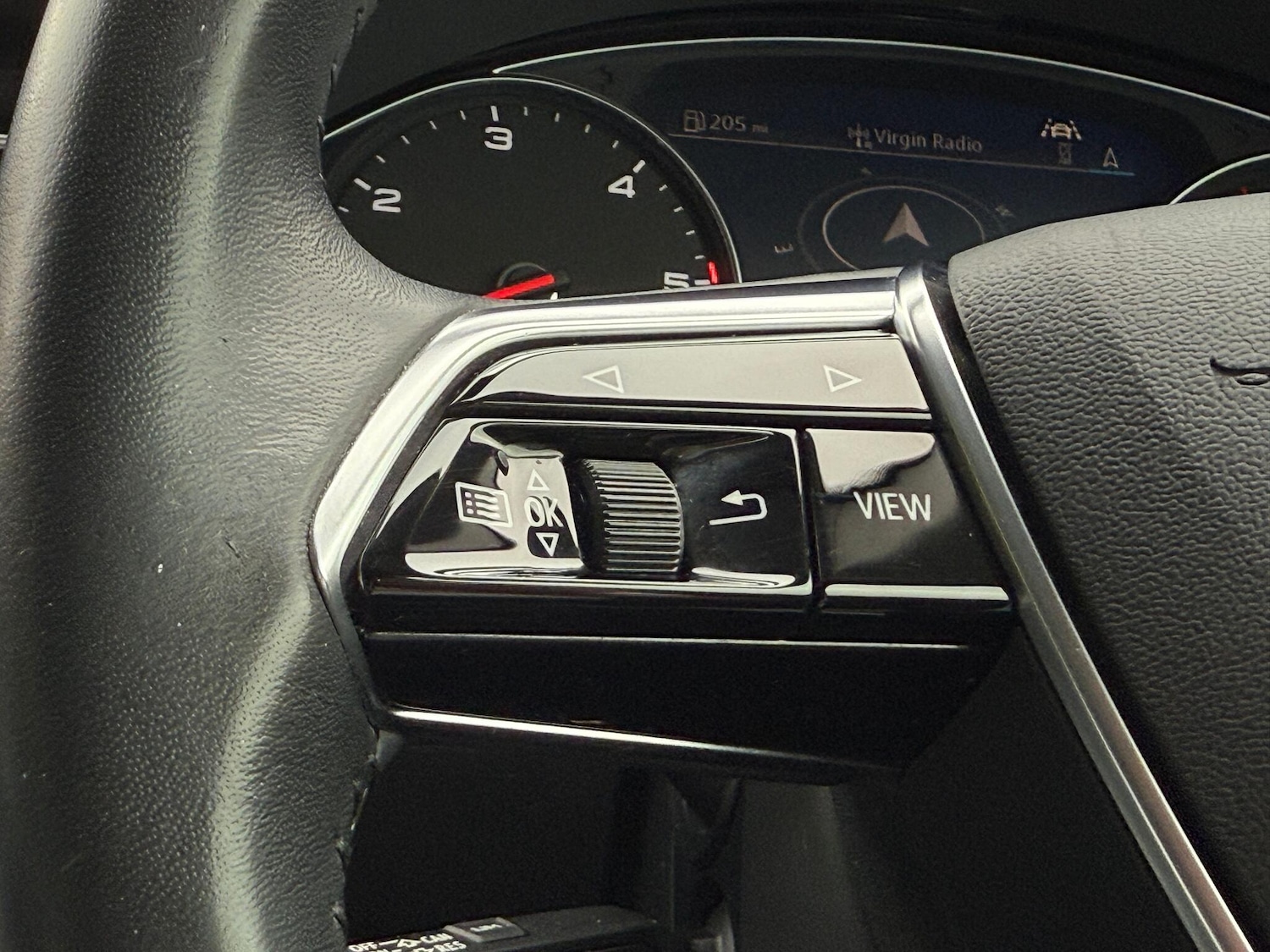 Used Audi A6 Saloon 2019 for sale - 76294481: Photo 12