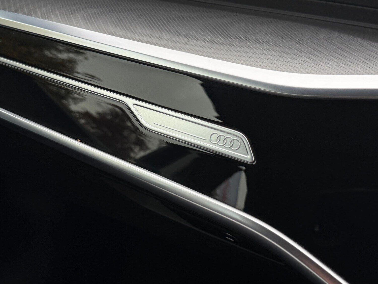 Used Audi A6 Saloon 2019 for sale - 76294481: Photo 28