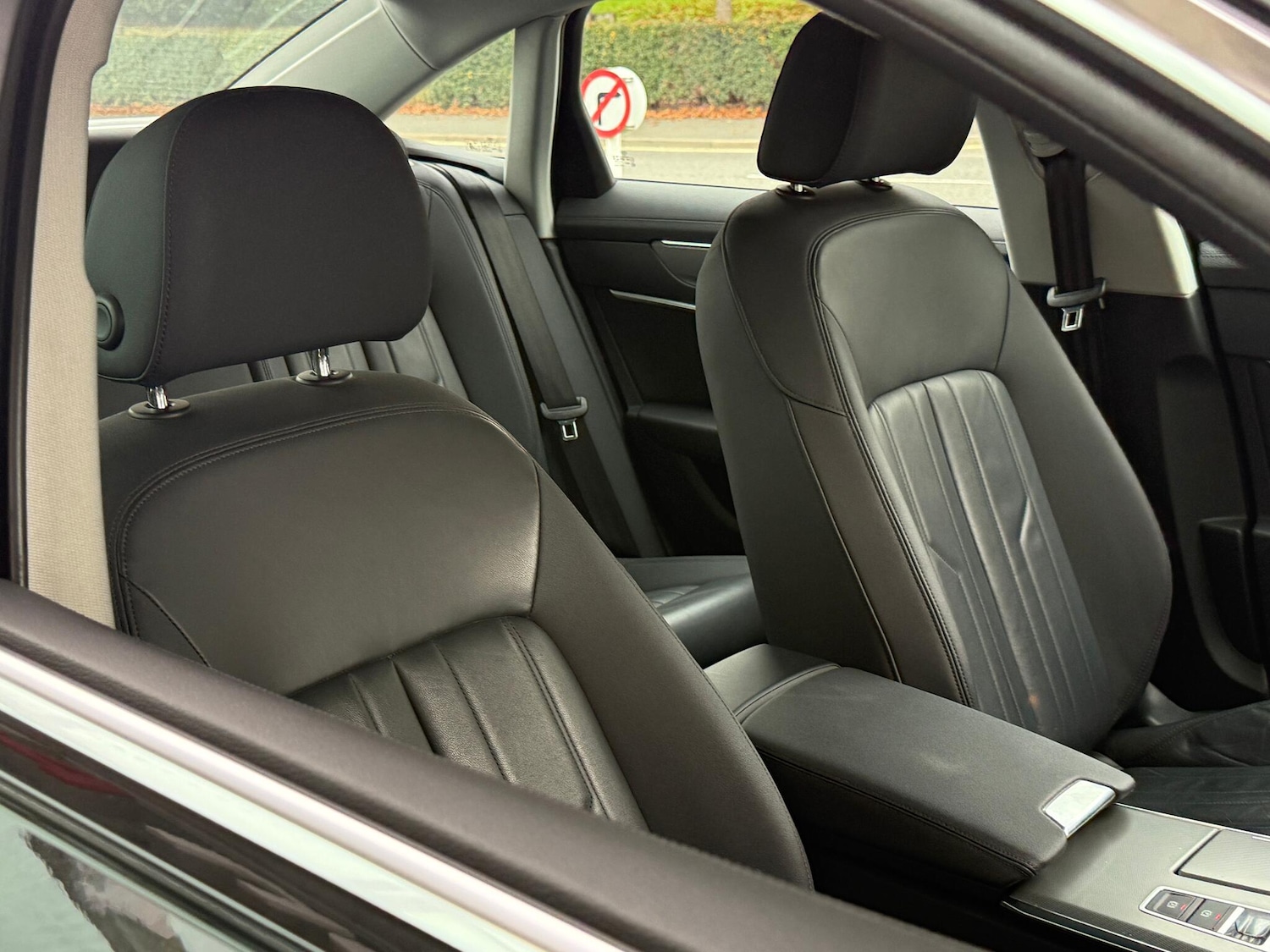 Used Audi A6 Saloon 2019 for sale - 76294481: Photo 32