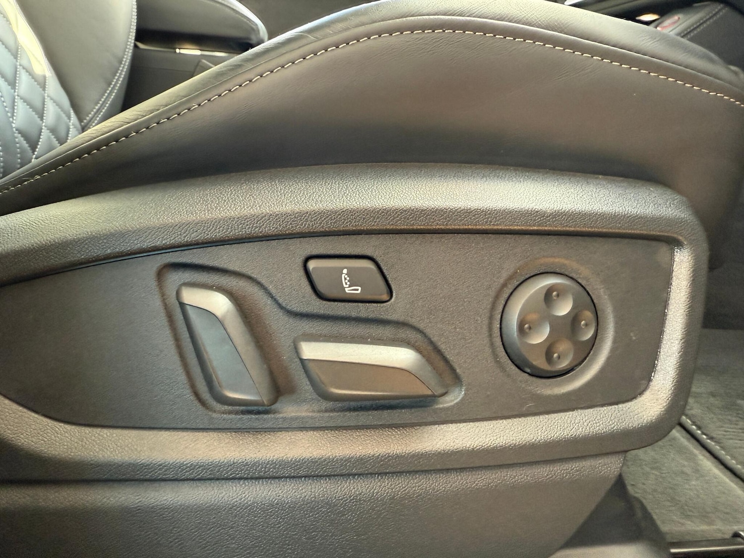 Used Audi SQ5 2024 for sale - 76348948: Photo 5