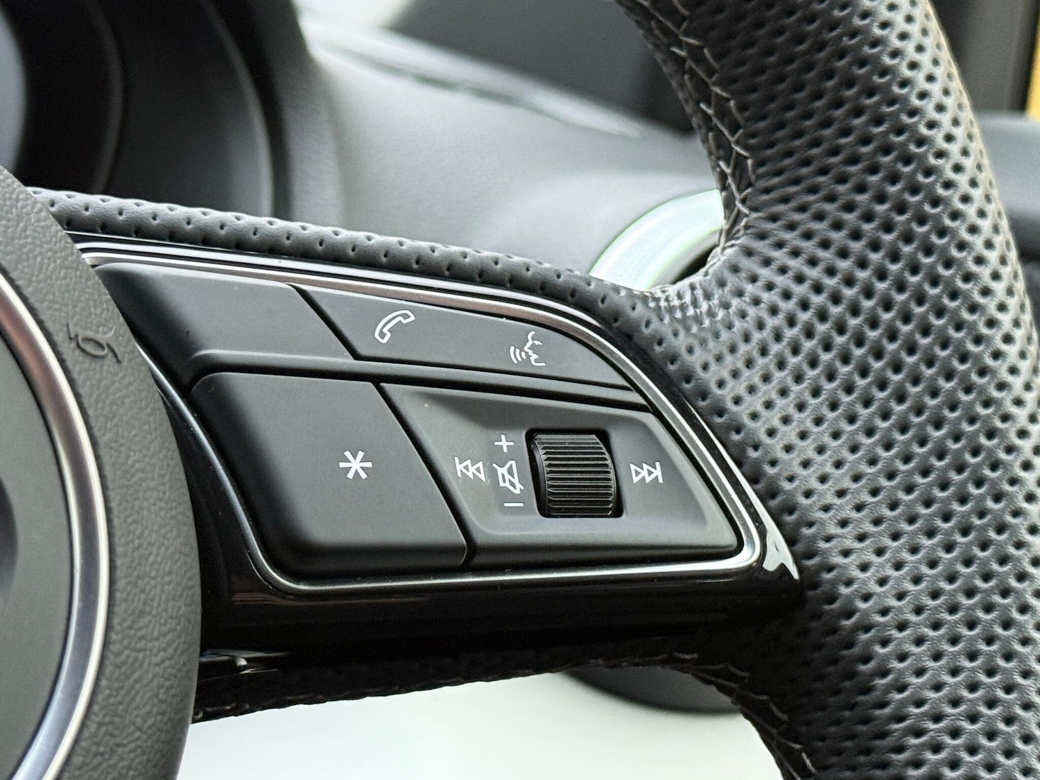 Used Audi Q2 2025 for sale - 77040744: Photo 13