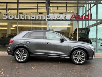 Used Audi Q3 2022 for sale - 76457874: Photo