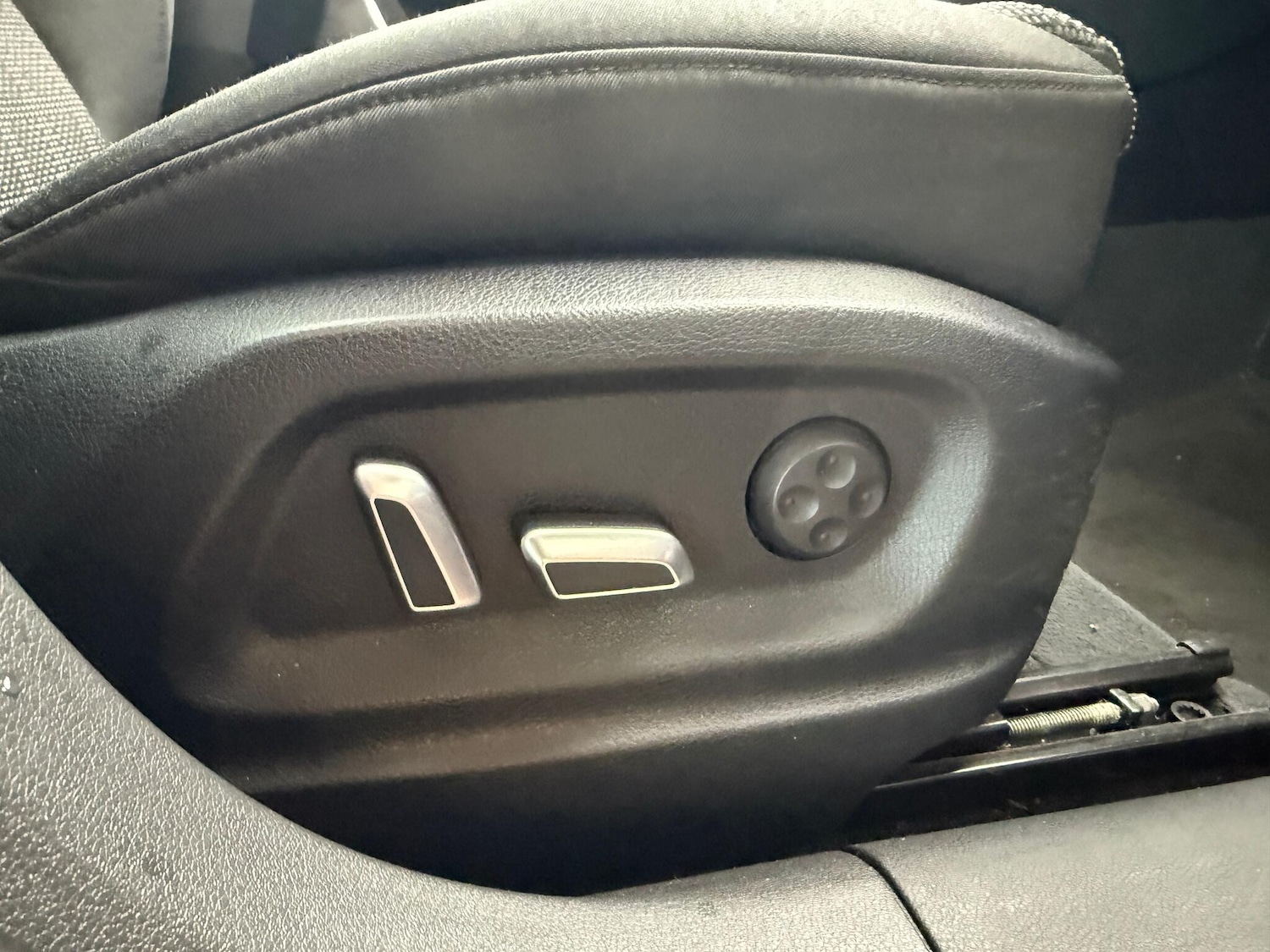 Used Audi Q3 2017 for sale - 76336130: Photo 19