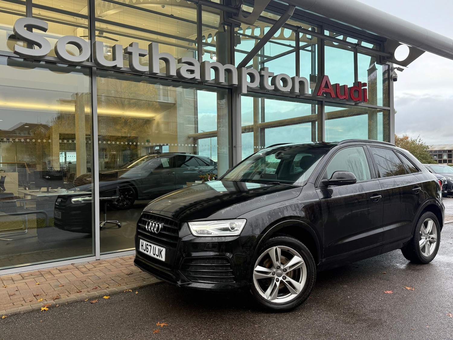Used Audi Q3 2017 for sale - 76336130: Photo 34