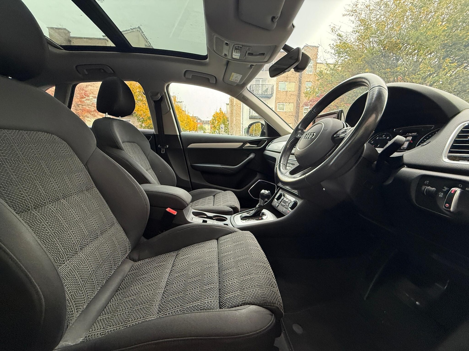 Used Audi Q3 2017 for sale - 76336130: Photo 7