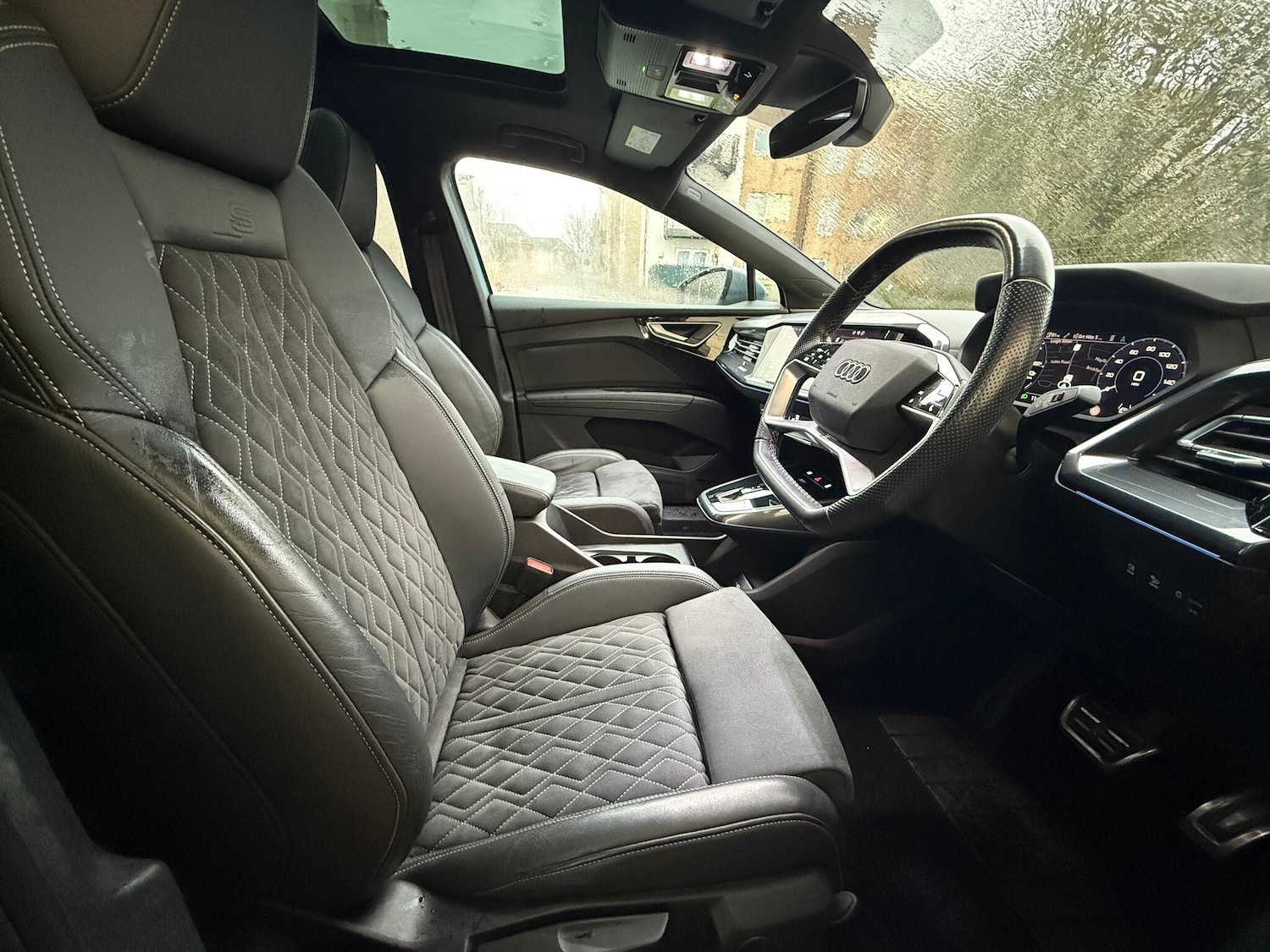 Used Audi Q4 e-tron 2023 for sale - 77230197: Photo 19